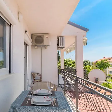 Apartament Dario