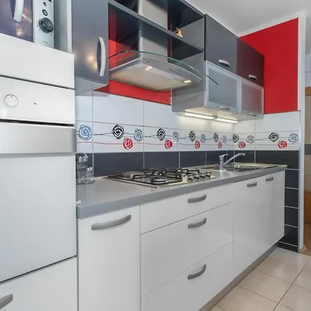 Dario Novi Vinodolski